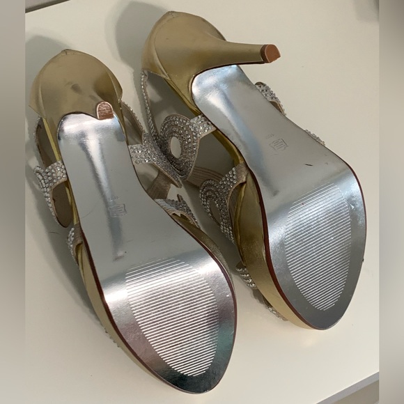 E! Live From The Red Carpet Size 10 Gold Sparkly High Heel Formal Rhinestone 10 - Picture 7 of 7